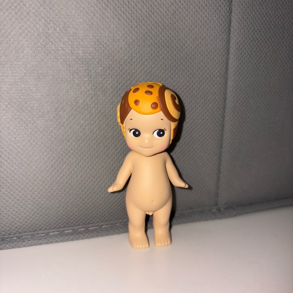 Sonny Angel Cookie from Sweets Series - Picture 1 of 3